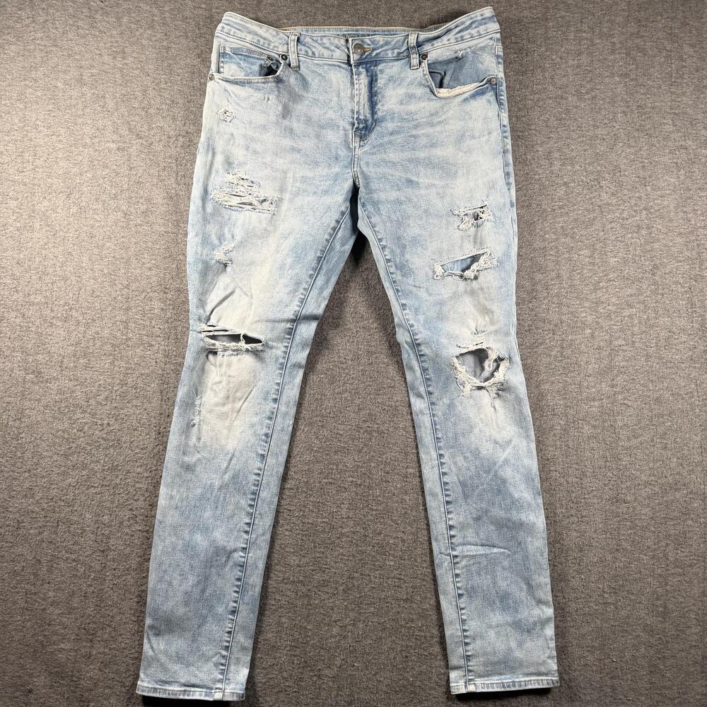 American Eagle Jeans Mens 36x31 Light Wash Distressed Skinny Next Level Flex